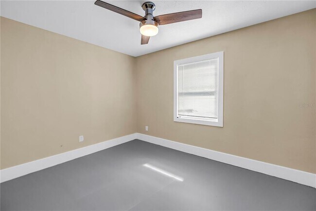Building Photo - 1416 38th Ave N