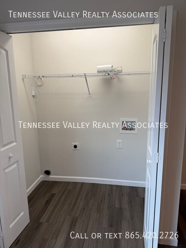 Building Photo - 1816 Andes Rd