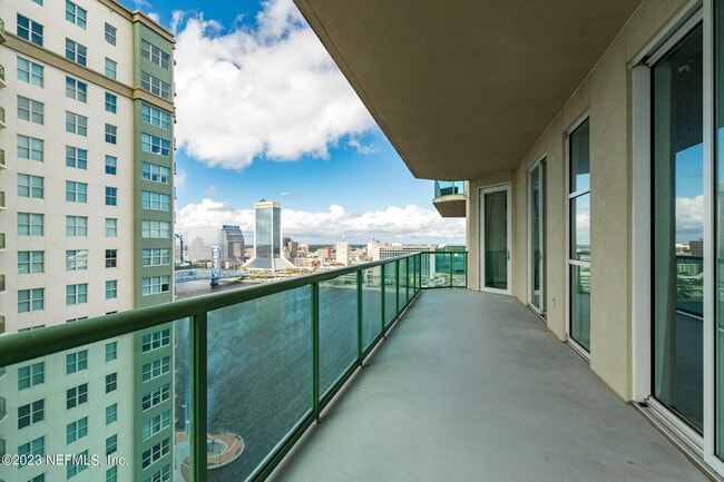 Building Photo - 1431 Riverplace Blvd