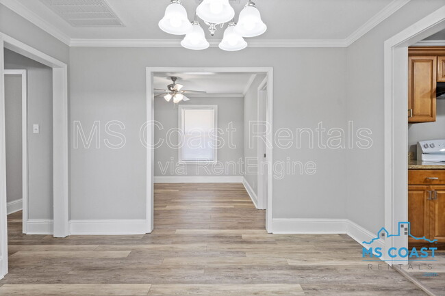 Building Photo - 1612 Gordon Ave