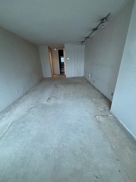 Building Photo - 7000 JFK Blvd E