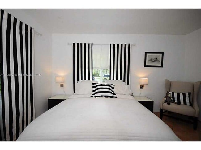 Building Photo - 273 NW 92nd St