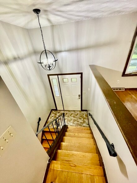 Building Photo - 30 Flynn Rd