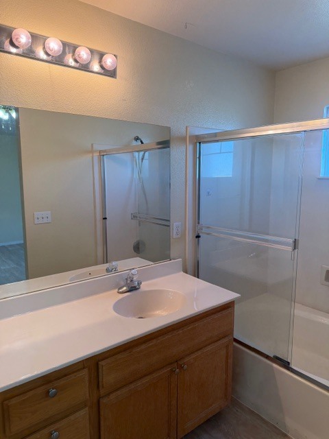 Building Photo - Stockton 4 bd 3 bath & 2 car garage