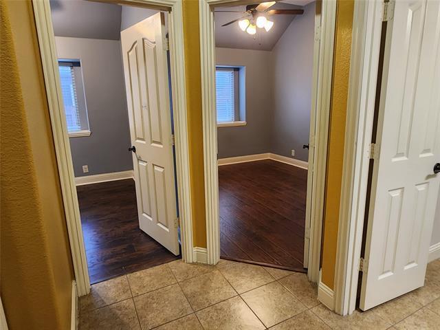 Building Photo - 1108 Longhorn Drive