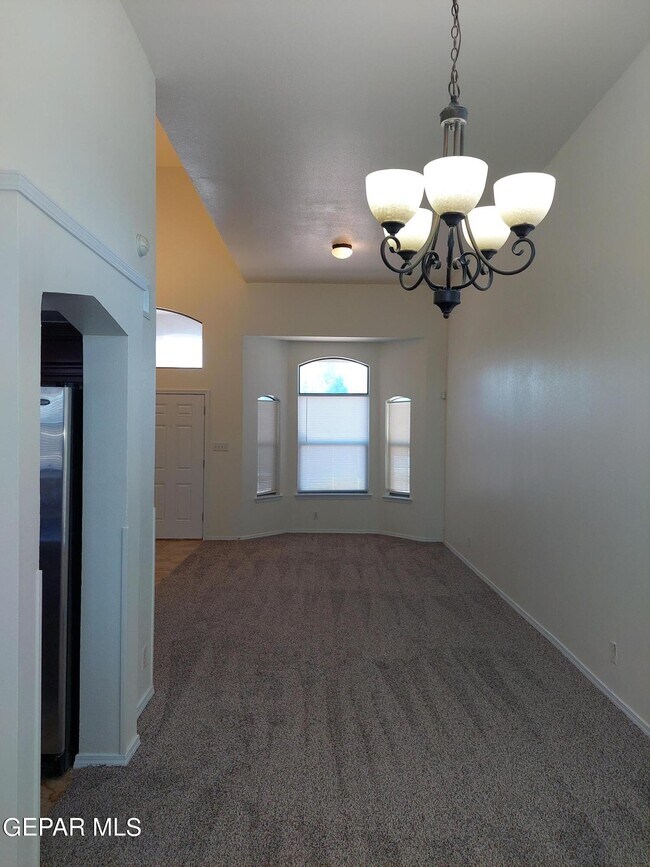 Building Photo - 11236 Horse Ranch St