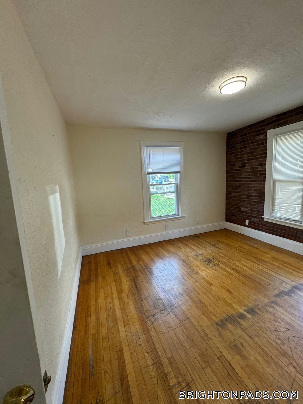 Building Photo - 44 Winship St