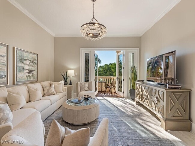 Primary Photo - 627 6th Ave S