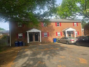 Building Photo - 5222 Collindale Rd