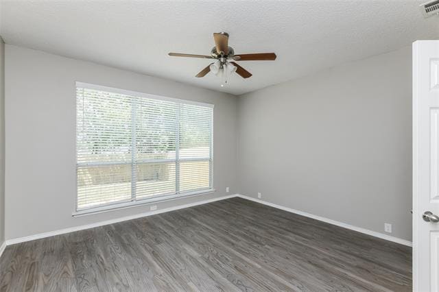 Building Photo - 2524 Tar Heel Dr