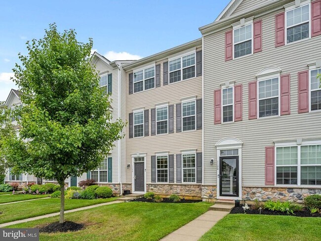 Building Photo - 1126 Munyon Dr