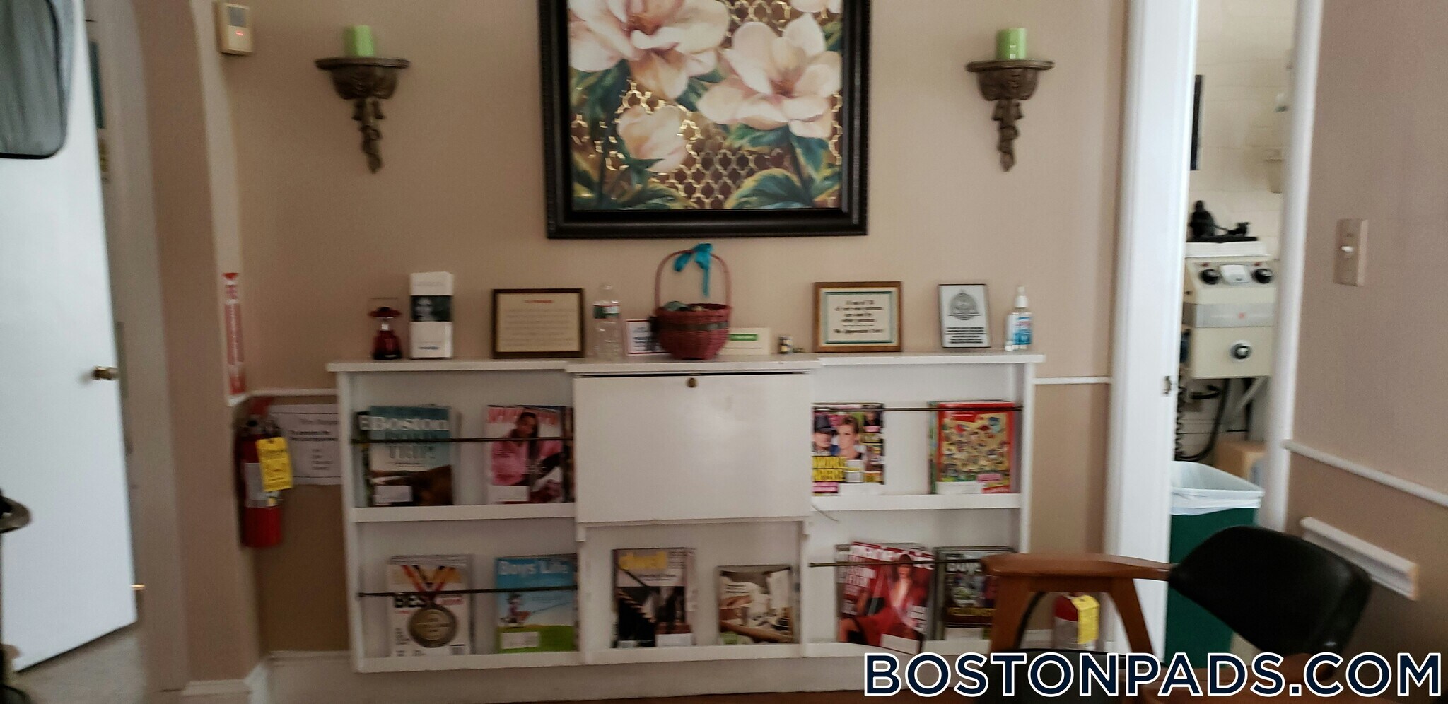 Building Photo - 522 Hancock St