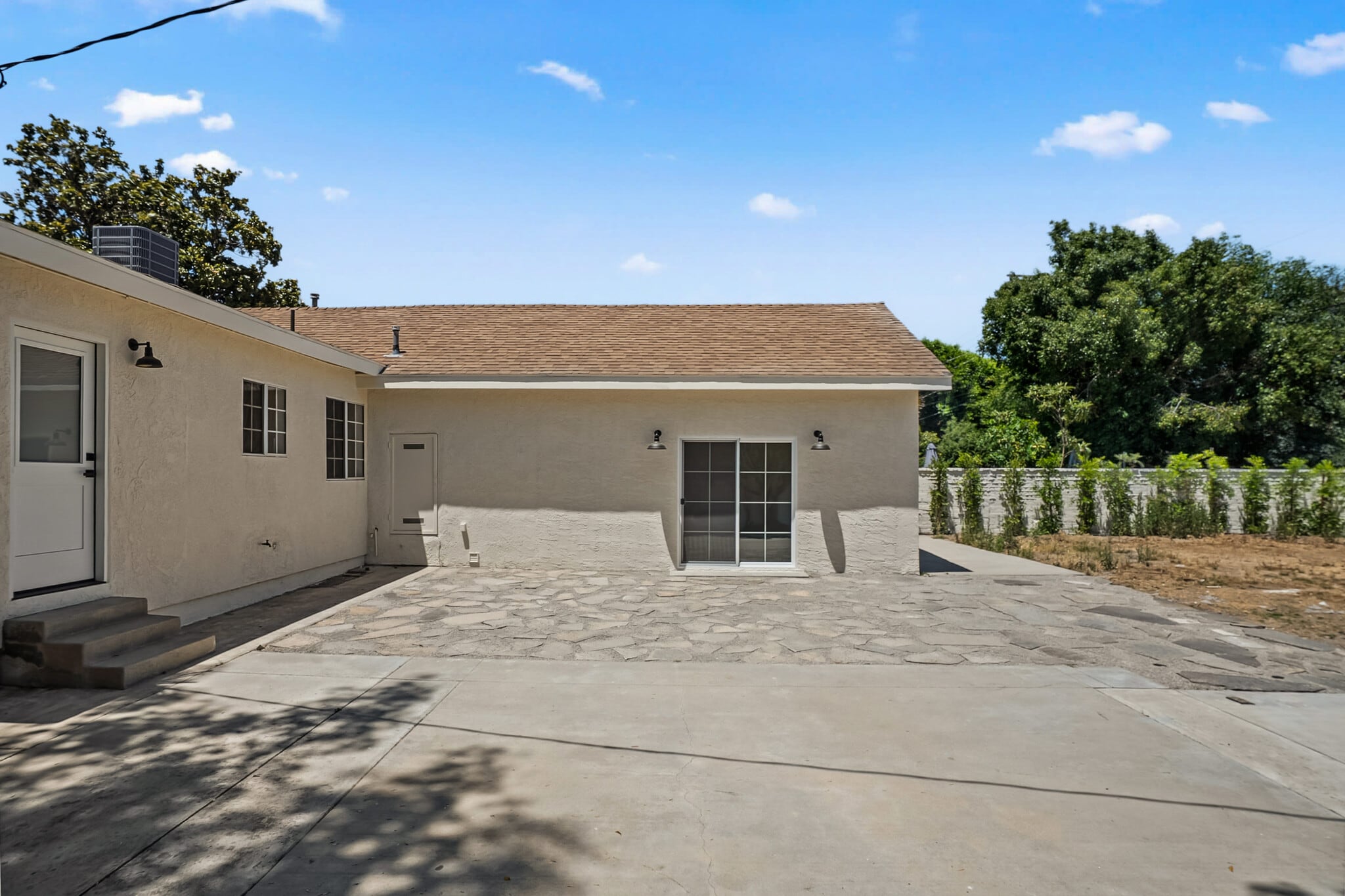 Patio Area - 4702 Kraft Ave