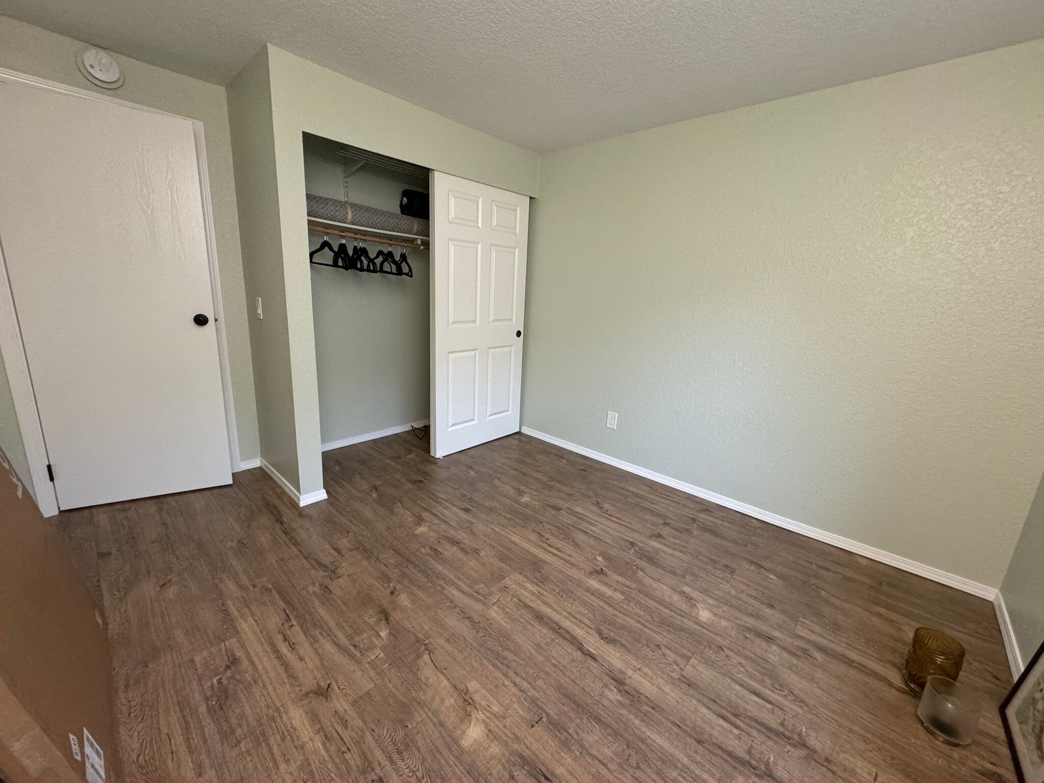 Building Photo - 1315 S Puget Dr