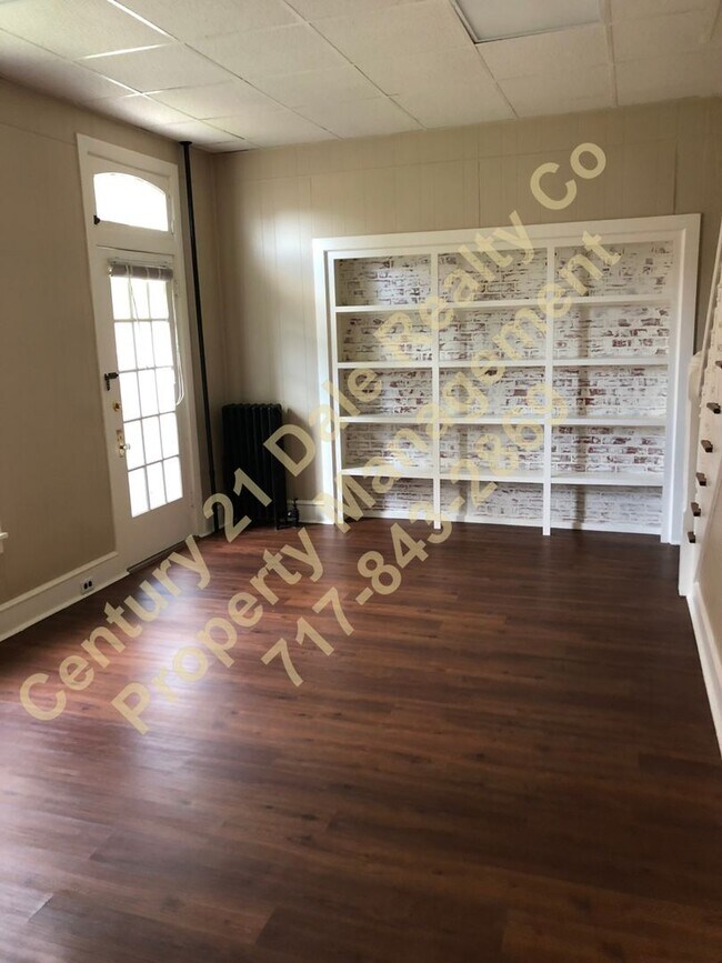 Building Photo - Renovated 2 Bedroom in Spring Grove, PA