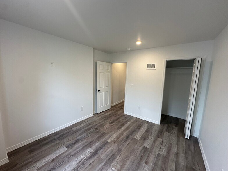 Building Photo - 1446 N 58th St