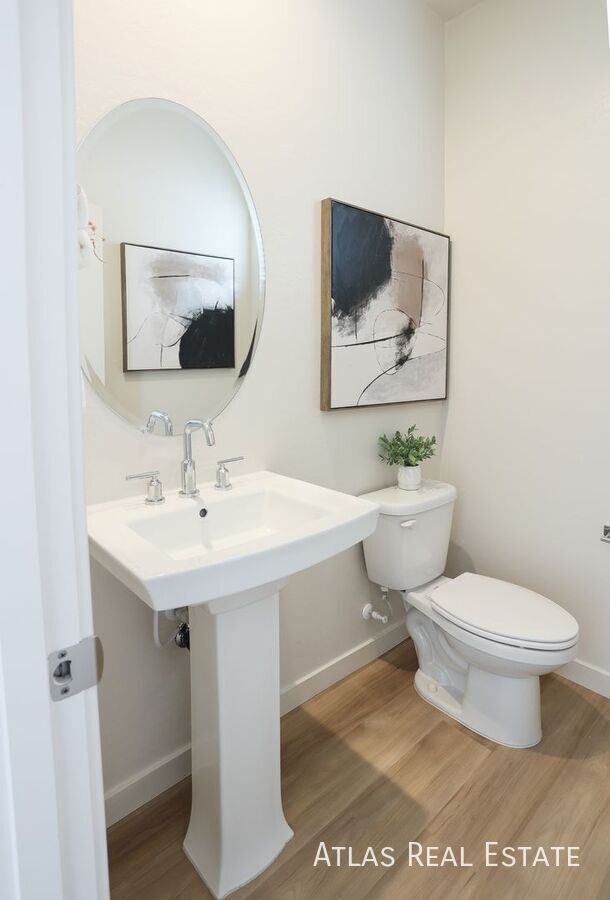 Building Photo - 1122 W Audrey Lane