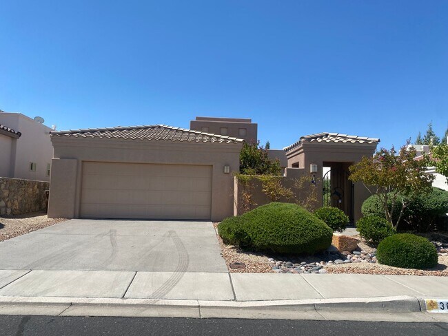 Primary Photo - Beautiful Fully Furnished Home for rent in...