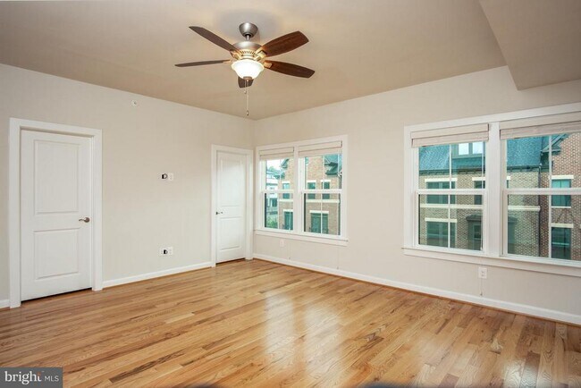 Building Photo - 43375 Whitehead Ter
