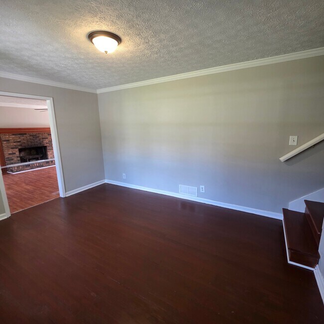 Building Photo - 552 Plantation Blvd