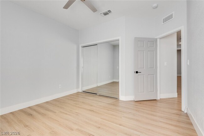 Building Photo - 2508 Sandilands Dr