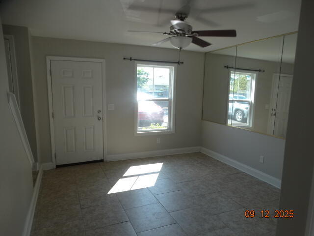 Building Photo - 1325 Greendale Ave