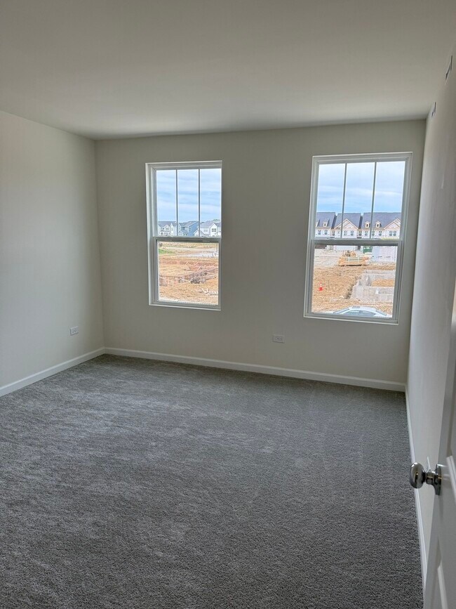 Building Photo - 2239 Horseshoe Cir