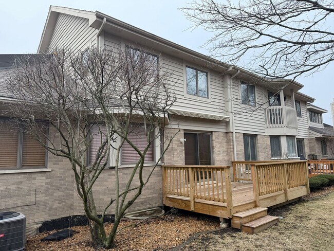 Building Photo - 229 Shea Dr