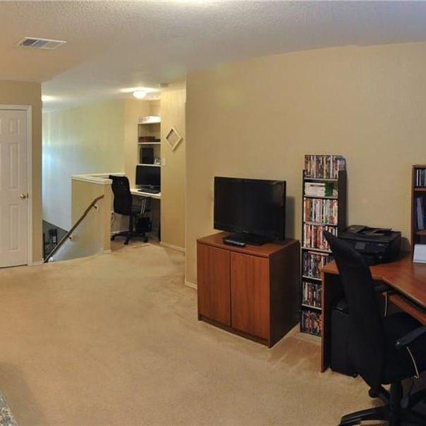 Building Photo - 1607 Jennifer Ct