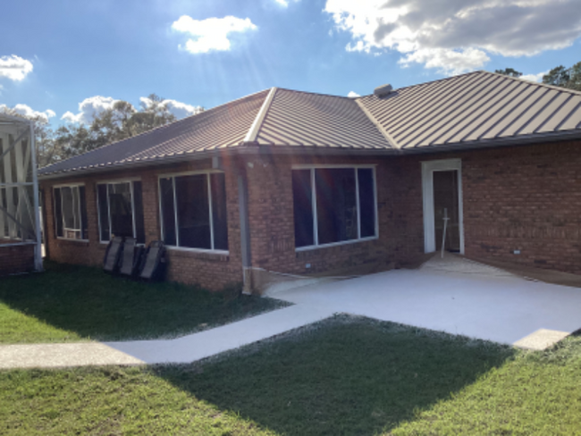 Primary Photo - 3927 SW 89th Ave