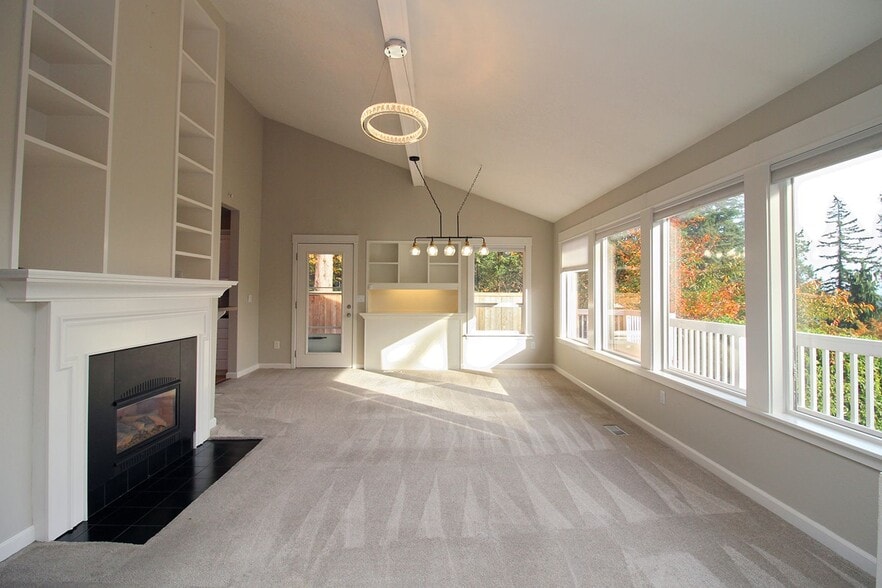 Building Photo - 11731 SW 41st Ave