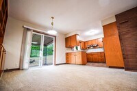 Building Photo - Charming 3 Bedroom 2 Bath Home with Large ...