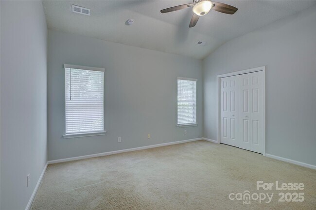 Building Photo - 7017 Scuppernong Ct