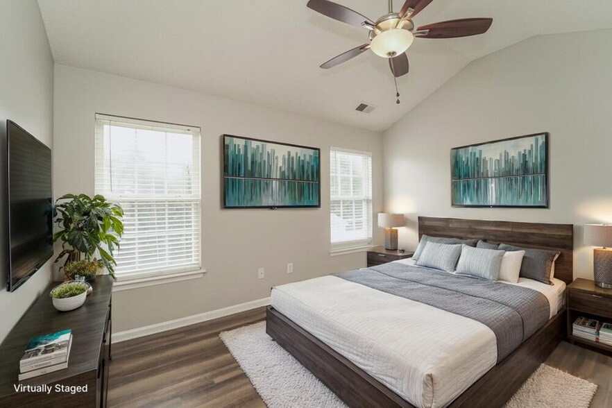 Building Photo - 4705 Fox Thorne Dr