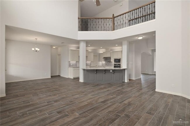 Building Photo - 45 Estancia Pkwy