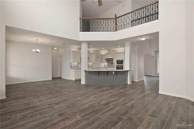 Building Photo - 4628 Estancia Pkwy