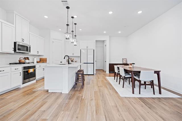 Building Photo - 6435 Baritone Ct