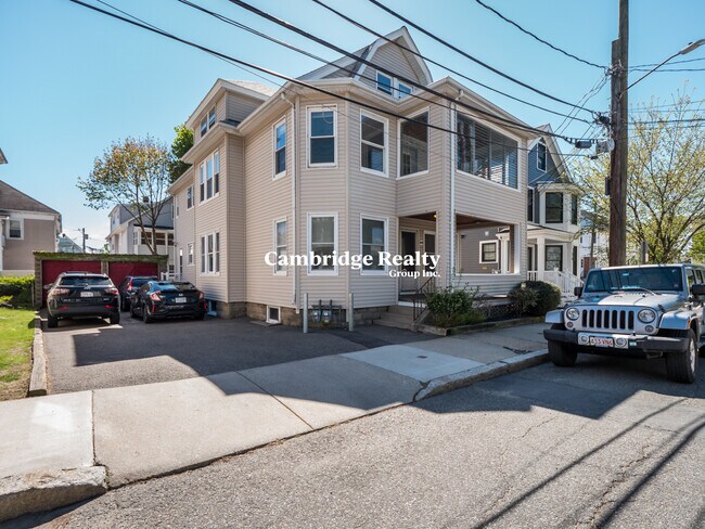 Building Photo - 54 Upland Rd