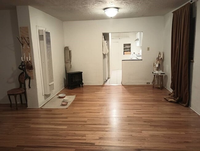 Building Photo - 1203 Agua Fria St