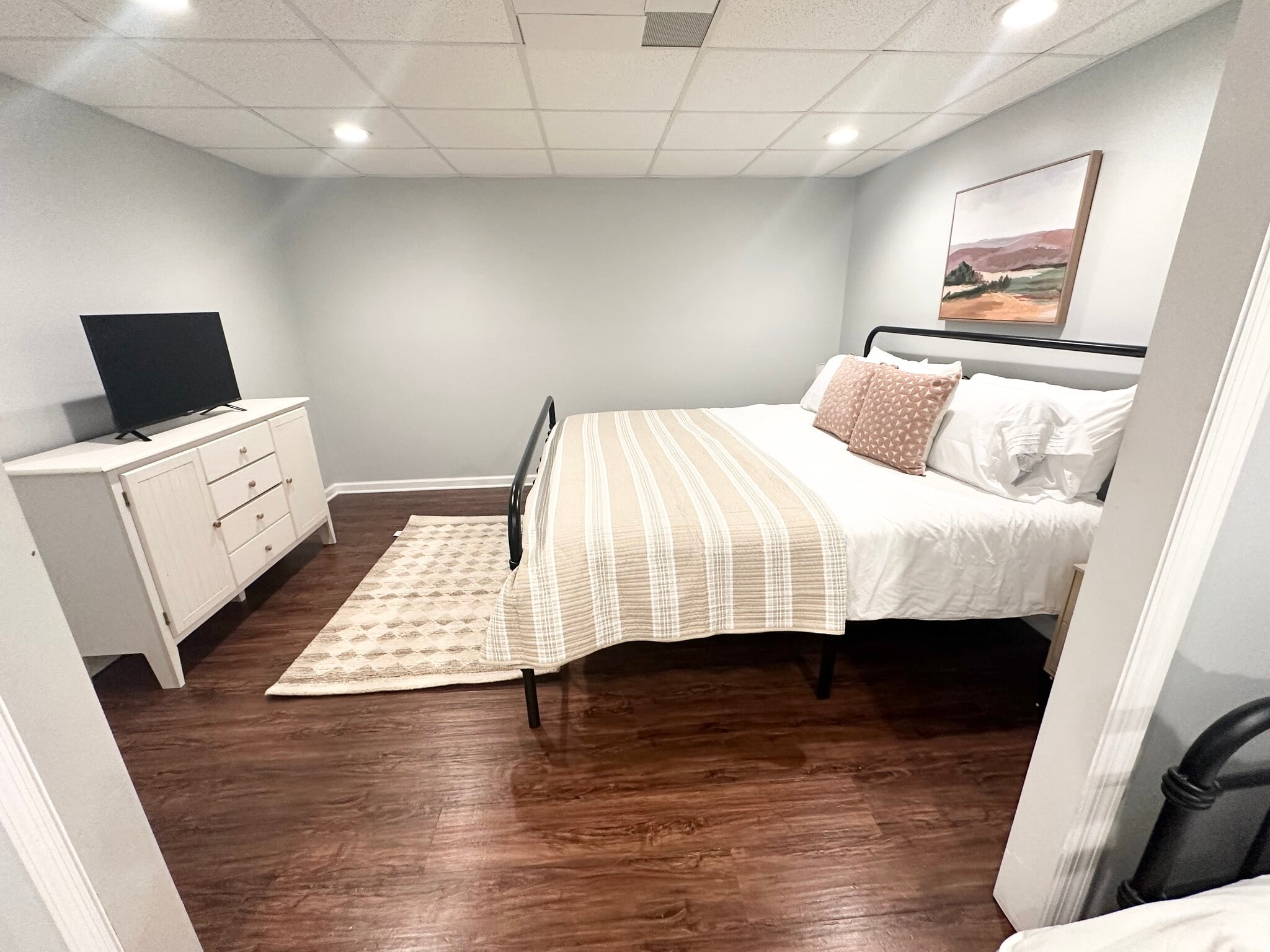 Building Photo - 250 Waterford Way