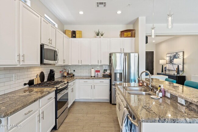 Building Photo - 10531 E Bahia Dr