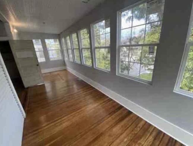 Building Photo - 639 W Elmira St