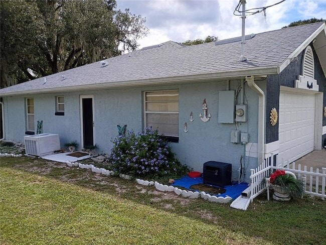 Building Photo - 564 W Central Ave