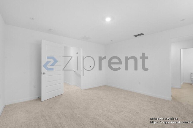 Building Photo - 8492 Anker Wy