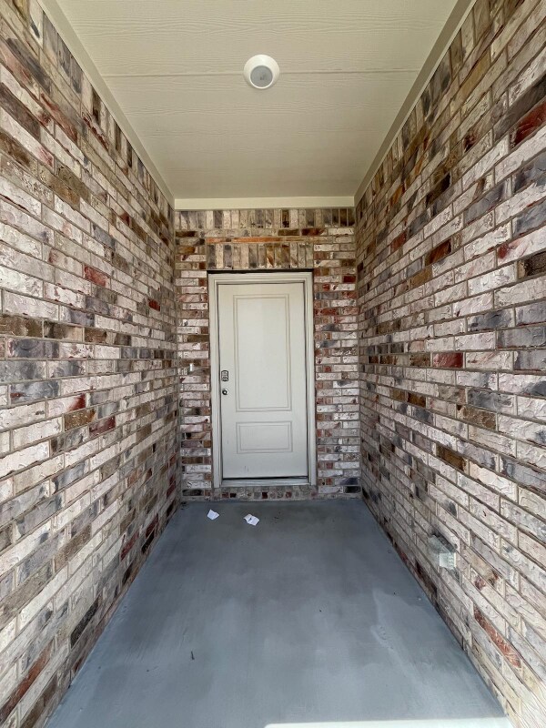 Building Photo - 3904 Malachite Dr