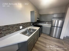 Building Photo - 228A Asylum Ave