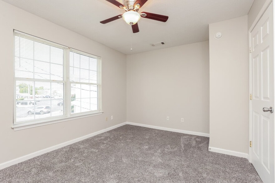 Building Photo - 4080 Nir Shreibman Blvd