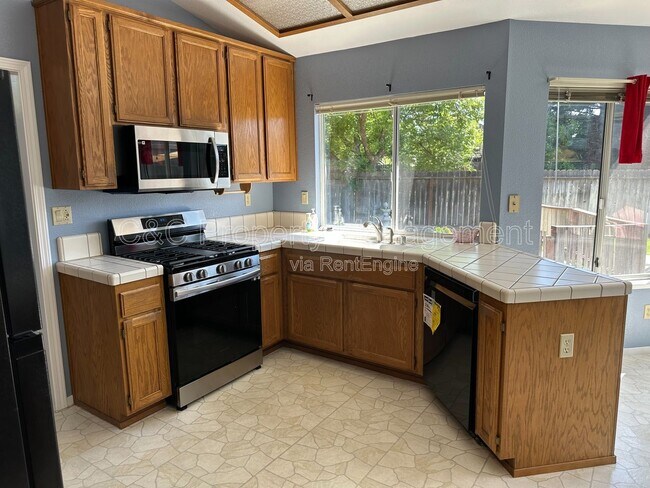 Building Photo - 5926 Palm Springs Ct