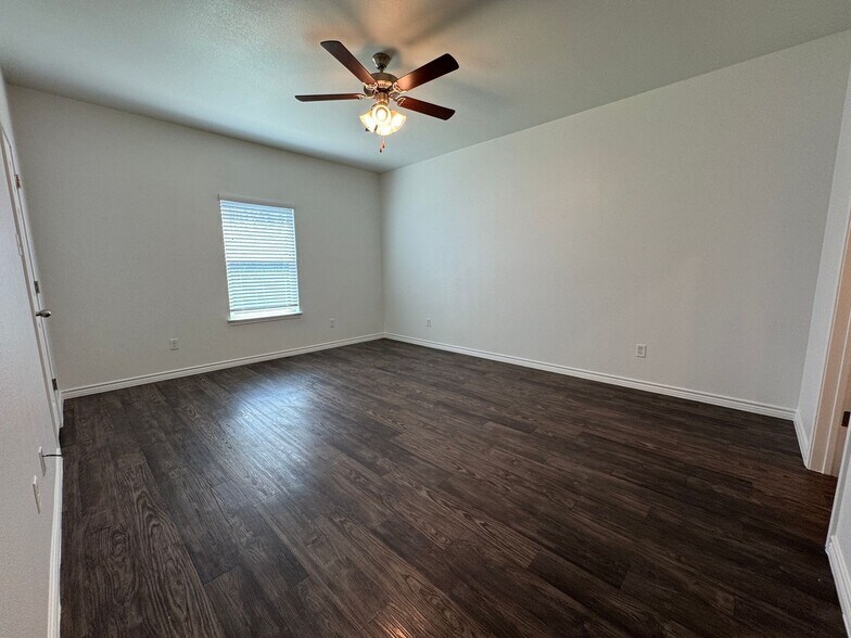 Building Photo - 3506 Barnacle Dr