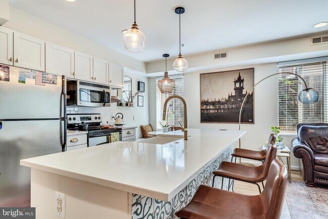 Building Photo - 5405 9th St NW